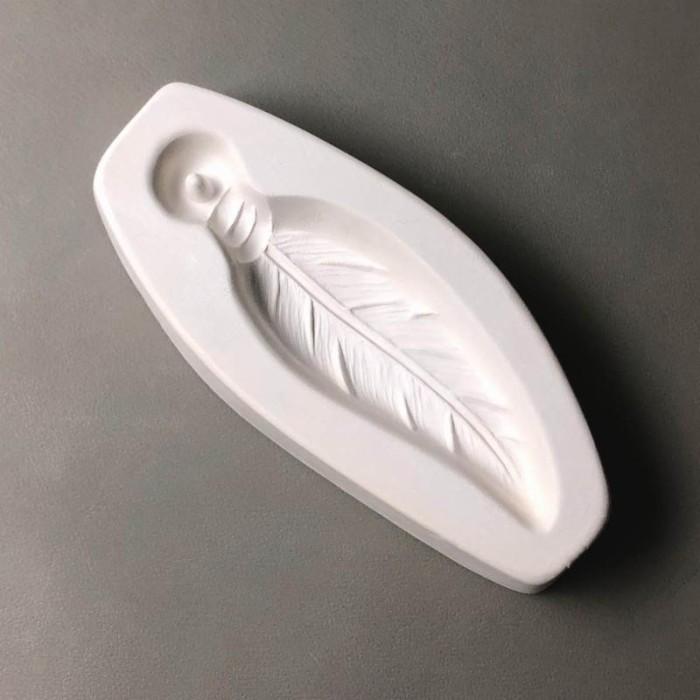 47238-Holey Feather Mold
