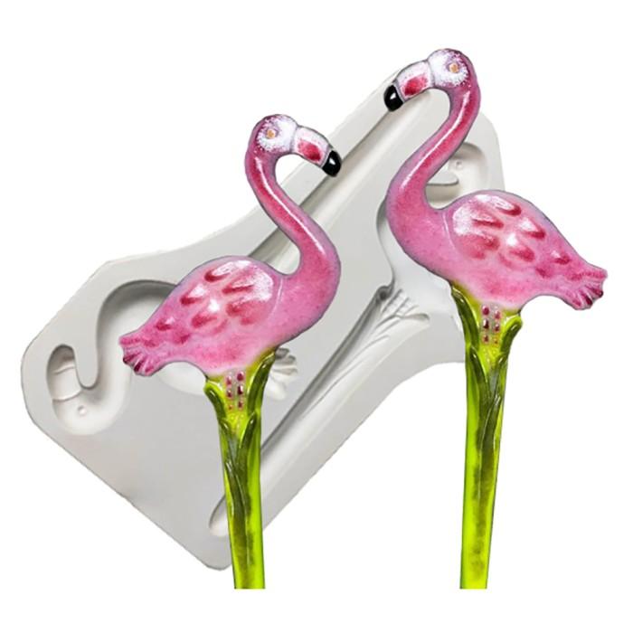 47394-Flamingo Stakes Mold